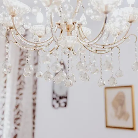 Central Nest Apartmán *