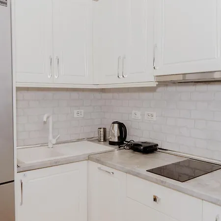 Central Nest 公寓 *